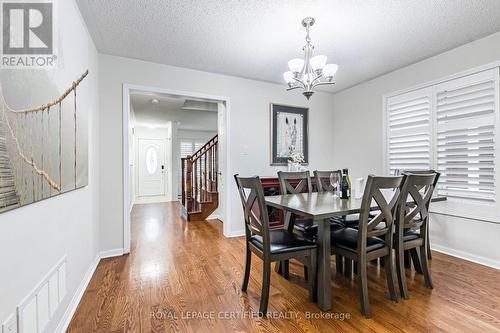 676 Speyer Circle, Milton, ON - Indoor Photo Showing Dining Room