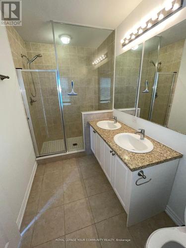 16 Feldspar Gate, Brampton, ON - Indoor Photo Showing Bathroom