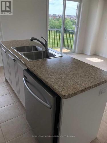 16 Feldspar Gate, Brampton, ON - Indoor Photo Showing Kitchen With Double Sink