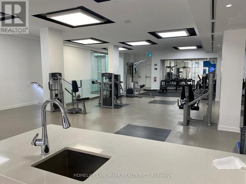 2509 - 99 Broadway Avenue, Toronto, ON - Indoor Photo Showing Gym Room