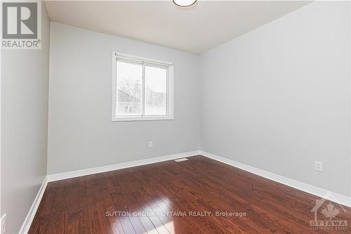 60 Rideaucrest Drive, Barrhaven (7710 - Barrhaven East), ON - Indoor Photo Showing Other Room