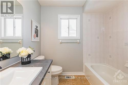 60 Rideaucrest Drive, Barrhaven (7710 - Barrhaven East), ON - Indoor Photo Showing Bathroom