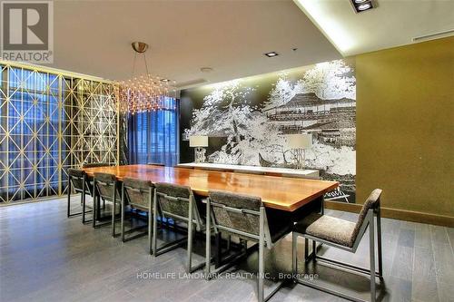 1209 - 30 Nelson Street, Toronto, ON - Indoor Photo Showing Dining Room