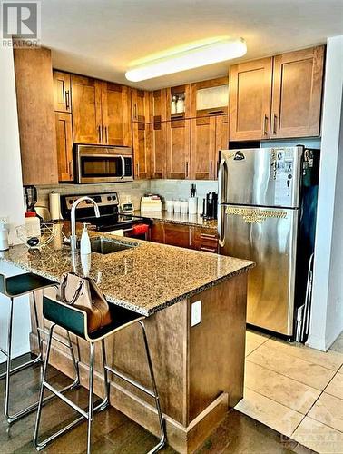 242 Rideau Street Unit#Ph2-2802, Ottawa, ON - Indoor Photo Showing Kitchen