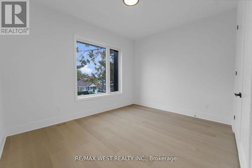 386A Rimilton Avenue, Toronto, ON - Indoor Photo Showing Other Room