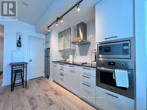 2108 - 12 York Street, Toronto, ON - Indoor Photo Showing Kitchen