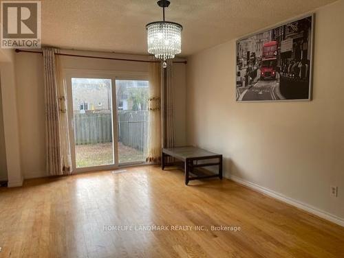 107 Upton Crescent, Markham, ON - Indoor Photo Showing Other Room