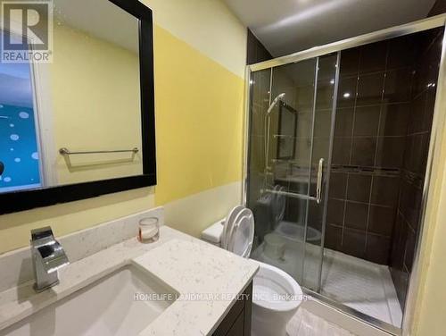 107 Upton Crescent, Markham, ON - Indoor Photo Showing Bathroom