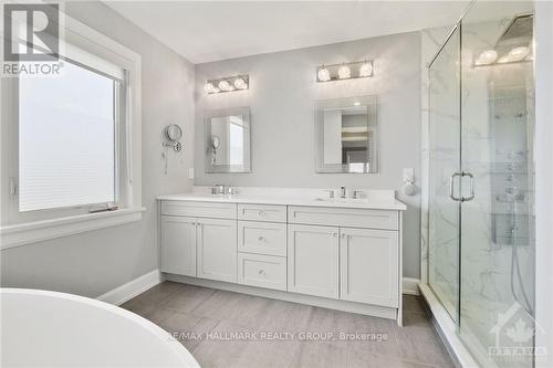 724 Mcmanus Avenue, Ottawa, ON - Indoor Photo Showing Bathroom