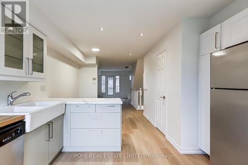 223 - 30 Merchant Lane, Toronto, ON - Indoor Photo Showing Kitchen