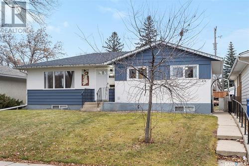 214 X Avenue N, Saskatoon, SK - Outdoor