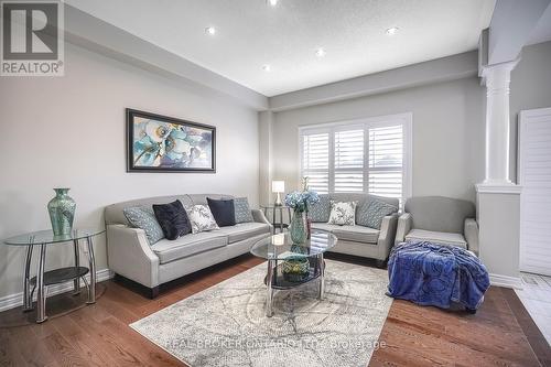 50 Henry Smith Avenue, Clarington, ON - Indoor Photo Showing Living Room