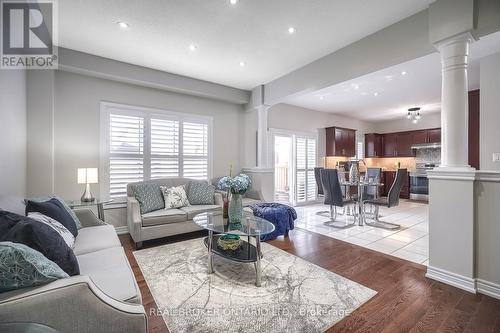 50 Henry Smith Avenue, Clarington, ON - Indoor Photo Showing Living Room