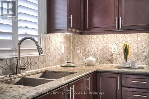 50 Henry Smith Avenue, Clarington, ON - Indoor Photo Showing Kitchen