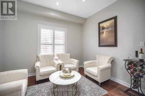 50 Henry Smith Avenue, Clarington, ON - Indoor Photo Showing Living Room