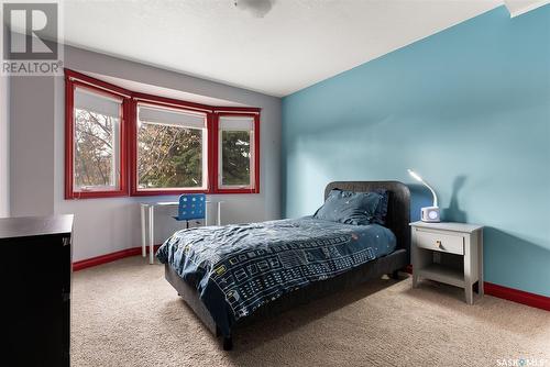 14 Park Bay, Emerald Park, SK - Indoor Photo Showing Bedroom