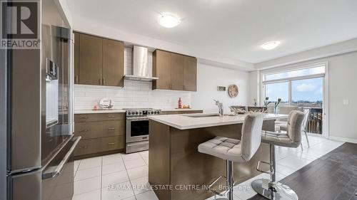 320 Bismark Drive, Cambridge, ON - Indoor Photo Showing Kitchen With Stainless Steel Kitchen With Upgraded Kitchen