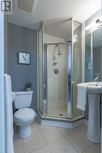 502 - 1940 Ironstone Drive, Burlington, ON - Indoor Photo Showing Bathroom