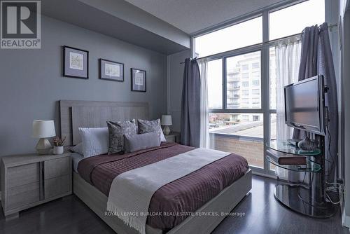 502 - 1940 Ironstone Drive, Burlington, ON - Indoor Photo Showing Bedroom