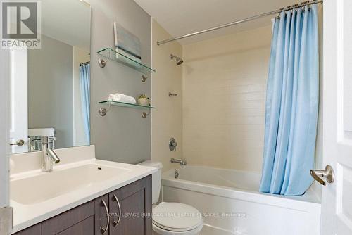 502 - 1940 Ironstone Drive, Burlington, ON - Indoor Photo Showing Bathroom