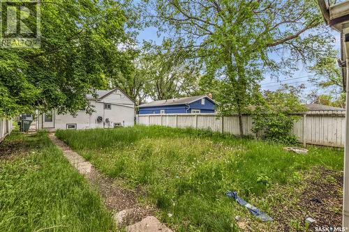 1018 9Th Street E, Saskatoon, SK - Outdoor With Backyard