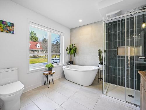 Bathroom - 279 51E Rue O., Venise-En-Québec, QC - Indoor Photo Showing Bathroom