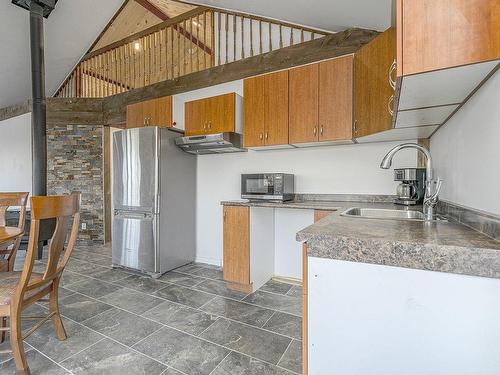 Cuisine - 51 Rue Des Pimbinas, Austin, QC - Indoor Photo Showing Kitchen With Double Sink