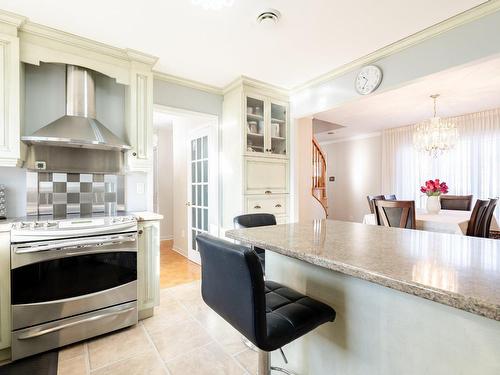 Kitchen - 1675 Crois. Sauvé, Brossard, QC - Indoor Photo Showing Kitchen