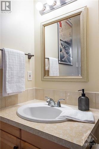 6376 Bilberry Drive Unit#205, Ottawa, ON - Indoor Photo Showing Bathroom