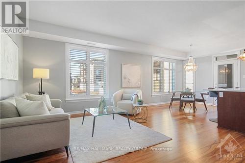 102 - 150 Guelph, Ottawa, ON - Indoor Photo Showing Living Room