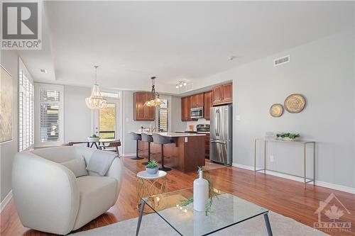 150 Guelph Private Unit#102, Ottawa, ON - Indoor Photo Showing Living Room