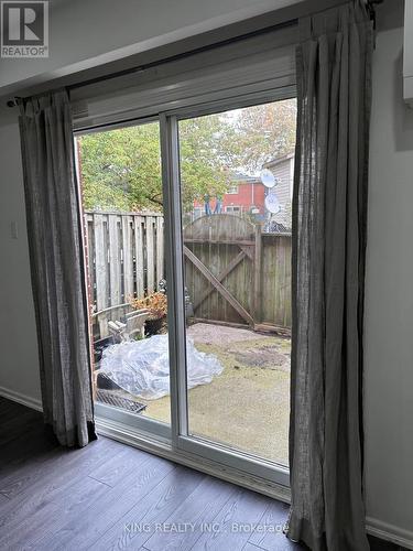 66 Arbour Glen Crescent, London, ON - Indoor Photo Showing Other Room