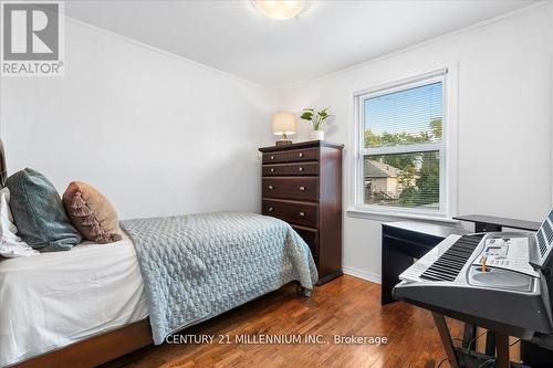 355 Bridge Street E, Belleville, ON - Indoor Photo Showing Bedroom