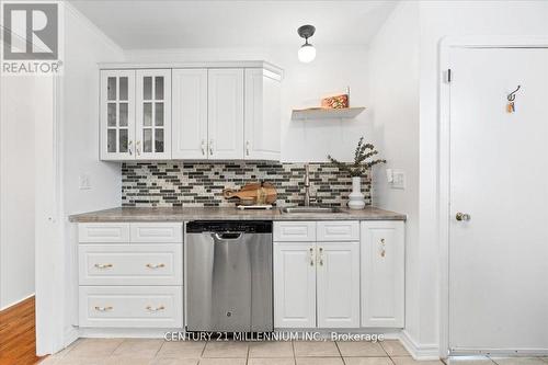 355 Bridge Street E, Belleville, ON - Indoor Photo Showing Kitchen