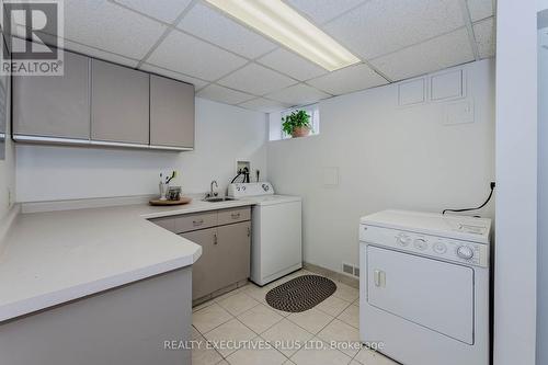 8 Echo Drive, Guelph, ON - Indoor Photo Showing Laundry Room