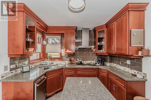 8 Echo Drive, Guelph, ON - Indoor Photo Showing Kitchen