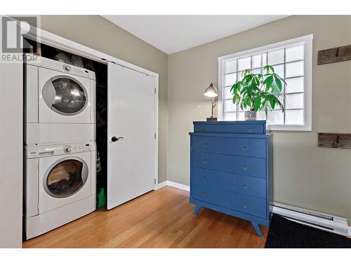 Laundry in closet - 1631 60 Street Ne, Salmon Arm, BC - Indoor Photo Showing Laundry Room