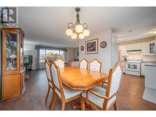 Dining room - 1251 Ortt Place, Kelowna, BC - Indoor Photo Showing Dining Room