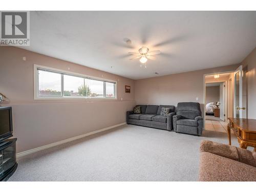 Great space for kids and guests!! - 1251 Ortt Place, Kelowna, BC - Indoor