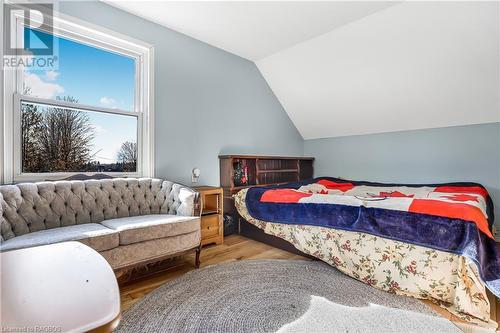 500218 Grey Road 12, Markdale, ON - Indoor Photo Showing Bedroom