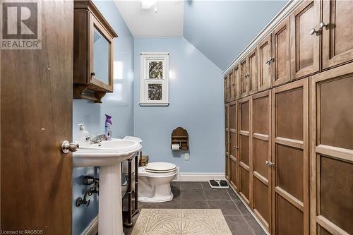 500218 Grey Road 12, Markdale, ON - Indoor Photo Showing Bathroom