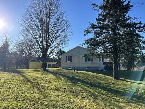 1053 English Mountain Road, South Alton, NS 