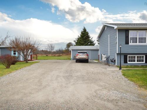 16 Macneils Lane, New Waterford, NS 