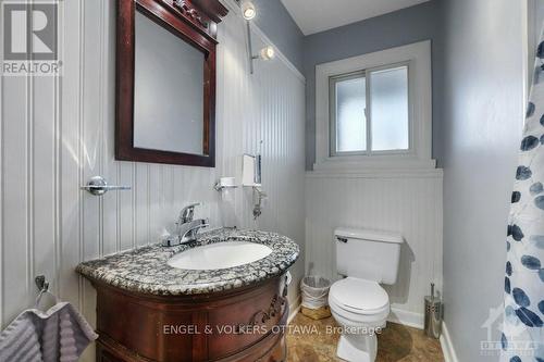 2368 Drury Lane, Ottawa, ON - Indoor Photo Showing Bathroom