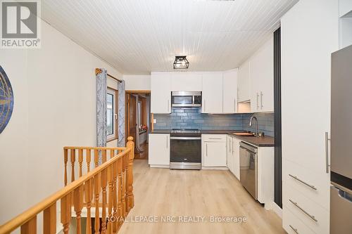 83 Woodland Avenue, St. Catharines (451 - Downtown), ON - Indoor Photo Showing Kitchen