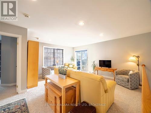 4 Mariner'S Lane, Fort Erie (Crystal Beach), ON - Indoor Photo Showing Living Room