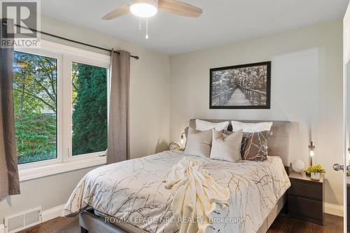 47 Beamer Avenue, St. Catharines (441 - Bunting/Linwell), ON - Indoor Photo Showing Bedroom