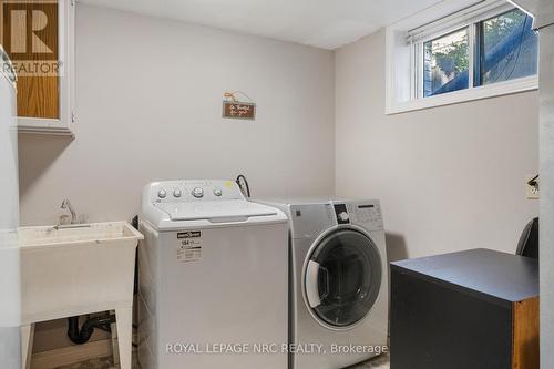 47 Beamer Avenue, St. Catharines (441 - Bunting/Linwell), ON - Indoor Photo Showing Laundry Room