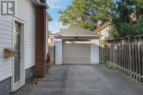 47 Beamer Avenue, St. Catharines (441 - Bunting/Linwell), ON - Outdoor With Exterior