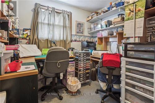 9 Juniper Place, Lambton Shores (Forest), ON - Indoor Photo Showing Office